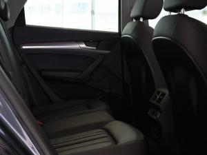 Audi Q5 40TDI quattro Advanced - Image 17