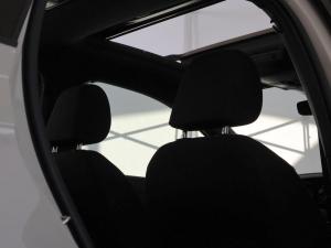 Volkswagen Polo hatch 1.0TSI R-Line - Image 20