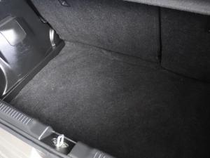 Suzuki Swift 1.2 GL manual - Image 15