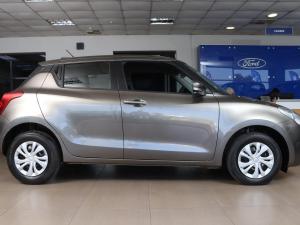 Suzuki Swift 1.2 GL manual - Image 2