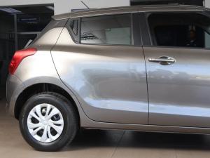 Suzuki Swift 1.2 GL manual - Image 5