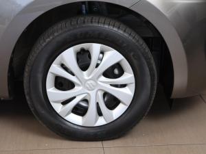 Suzuki Swift 1.2 GL manual - Image 8