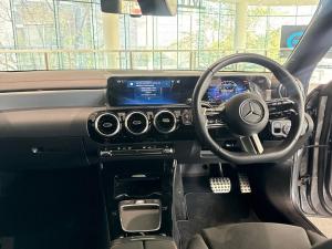 Mercedes-Benz CLA CLA200 Progressive - Image 11