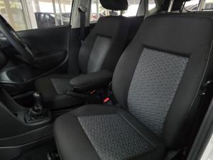 Volkswagen Polo Vivo hatch 1.4 Life - Image 13