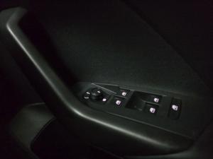 Volkswagen T-Cross 1.0TSI auto - Image 19