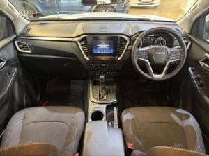Isuzu D-Max 3.0TD double cab LS 4x4 auto - Image 12