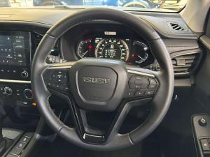 Isuzu mu-X 1.9TD LS - Image 15