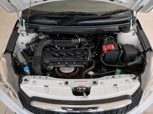Suzuki Ciaz 1.5 GL - Image 9