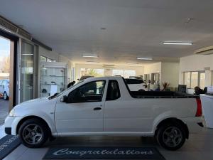 Nissan NP200 1.6 Safety PackS/C - Image 4