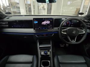 Volkswagen Tiguan 2.0TSI R-Line 4Motion - Image 11