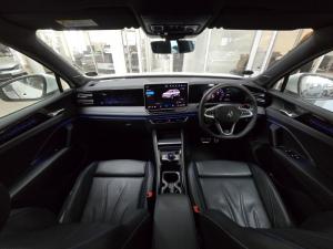 Volkswagen Tiguan 2.0TSI R-Line 4Motion - Image 12