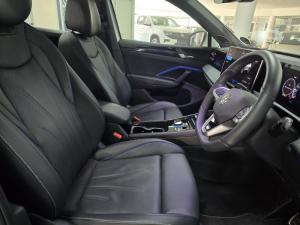 Volkswagen Tiguan 2.0TSI R-Line 4Motion - Image 14