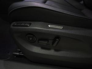 Volkswagen Tiguan 2.0TSI R-Line 4Motion - Image 18