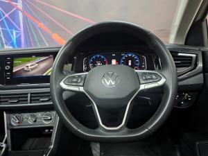 Volkswagen Polo hatch 1.0TSI Life manual - Image 6