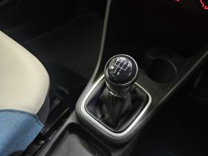 Volkswagen Polo Vivo hatch 1.4 Mswenko - Image 8