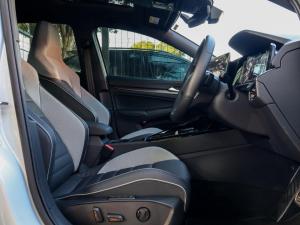 Volkswagen Golf 1.4TSI R-Line - Image 9