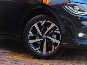 Volkswagen Polo hatch 1.0TSI Life auto - Image 2
