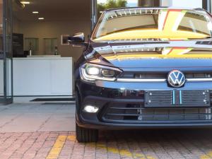 Volkswagen Polo hatch 1.0TSI Life auto - Image 4