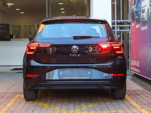 Volkswagen Polo hatch 1.0TSI Life auto - Image 8