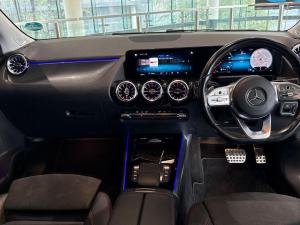 Mercedes-Benz GLA GLA200d Progressive - Image 11