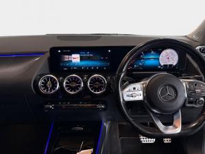 Mercedes-Benz GLA GLA200d Progressive - Image 13
