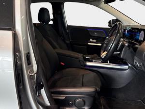 Mercedes-Benz GLA GLA200d Progressive - Image 14