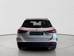 Mercedes-Benz GLA GLA200d Progressive - Image 6