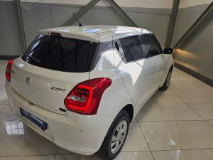 Suzuki Swift 1.2 GL manual - Image 12