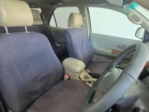 Toyota Fortuner 3.0D-4D - Image 11