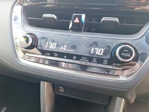 Toyota Corolla Cross 1.8 XS - Image 15