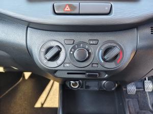 Toyota Rumion 1.5 S - Image 15