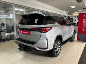 Toyota Fortuner 2.8GD-6 4x4 VX - Image 2