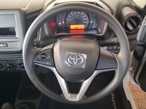 Toyota Vitz 1.0 - Image 8