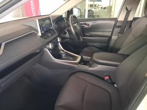 Toyota RAV4 2.0 GX auto - Image 7