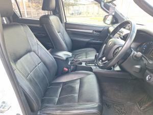 Toyota Hilux 2.8GD-6 double cab Legend auto - Image 16