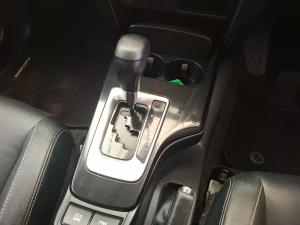 Toyota Fortuner 2.4GD-6 auto - Image 12