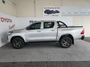 Toyota Hilux 2.4GD-6 double cab Raider manual - Image 9