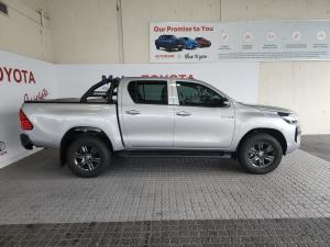 Toyota Hilux 2.4GD-6 double cab Raider manual - Image 3