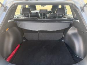 Toyota Corolla Cross 1.8 Hybrid XS - Image 13
