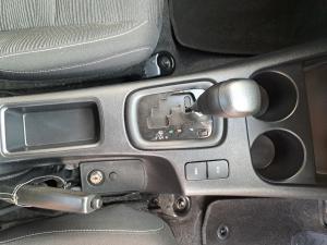 Toyota Hilux 2.4GD-6 Xtra cab Raider auto - Image 11