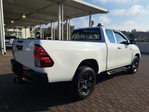 Toyota Hilux 2.4GD-6 Xtra cab Raider auto - Image 2