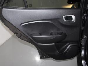 Hyundai Venue 1.2 Motion - Image 13