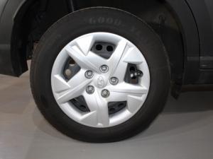 Hyundai Venue 1.2 Motion - Image 9