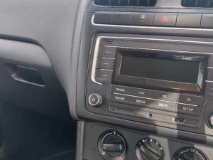 Volkswagen Polo Vivo 1.4 Trendline - Image 11