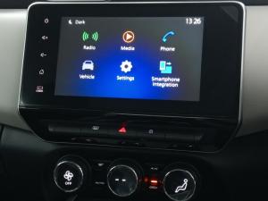 Nissan Magnite 1.0 Visia auto - Image 8