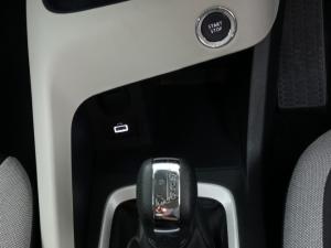 Nissan Magnite 1.0 Visia auto - Image 9