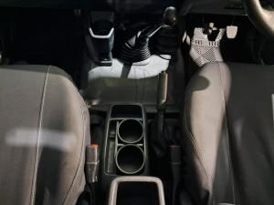 Toyota Land Cruiser 79 4.0 V6 single cab - Image 16