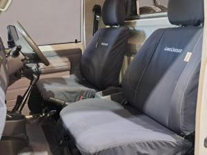 Toyota Land Cruiser 79 4.0 V6 single cab - Image 22