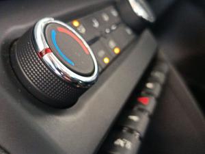 Mahindra XUV700 2.0T AX5 - Image 26