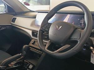 Mahindra XUV700 2.0T AX5 - Image 30